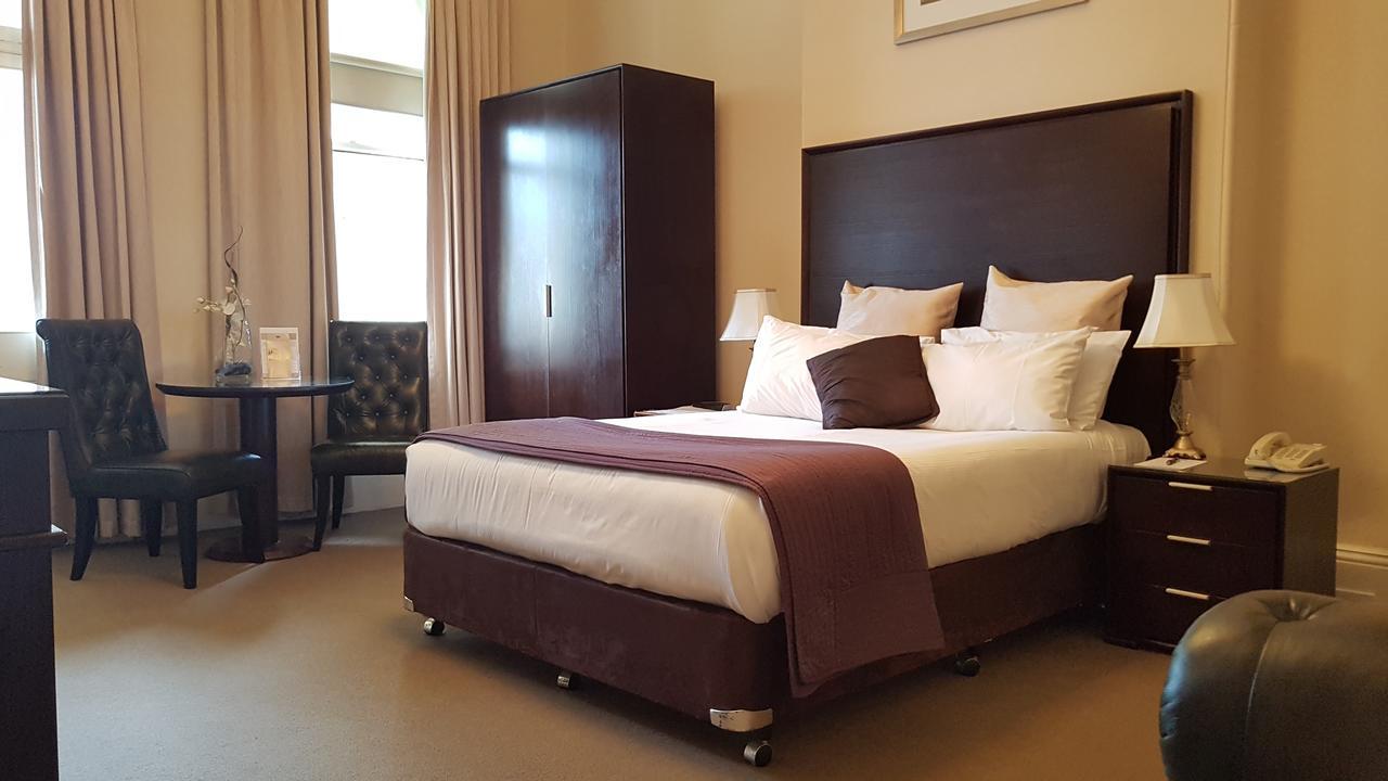 Largs Pier Hotel Аделаида Экстерьер фото