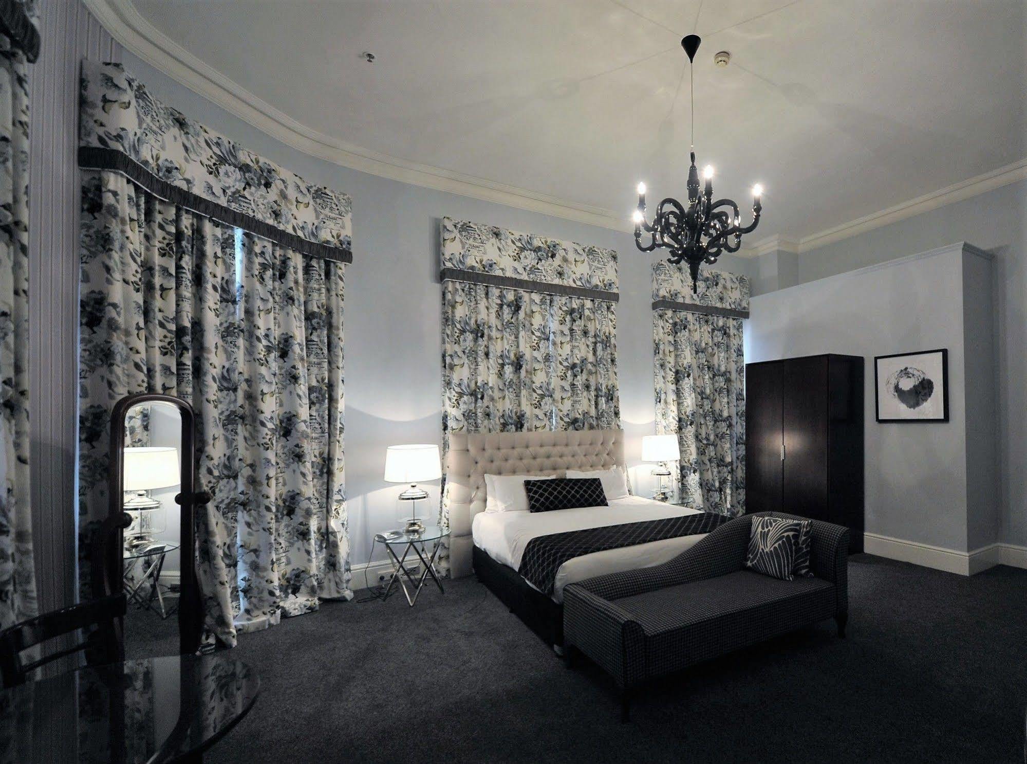 Largs Pier Hotel Аделаида Экстерьер фото