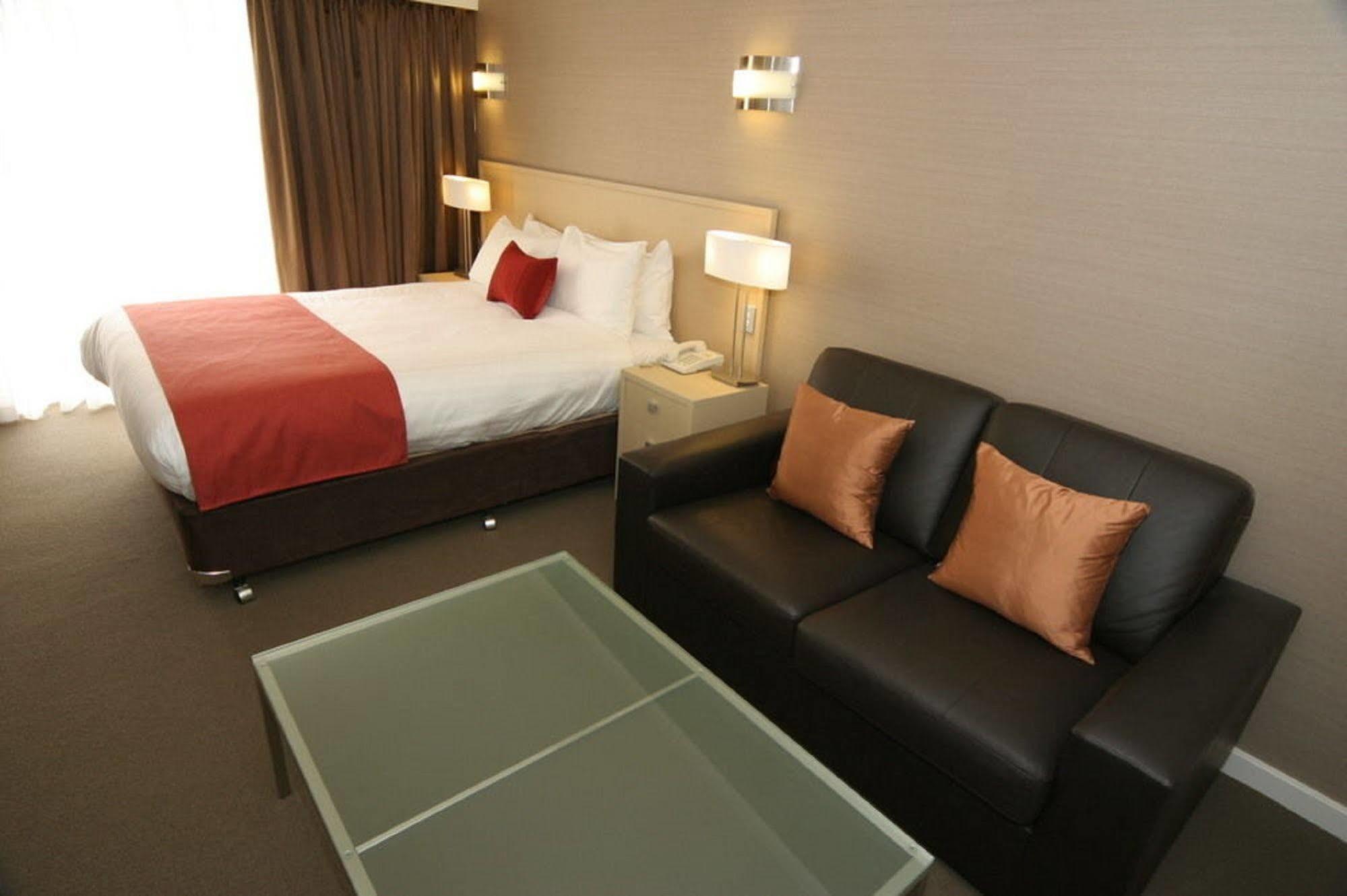 Largs Pier Hotel Аделаида Экстерьер фото