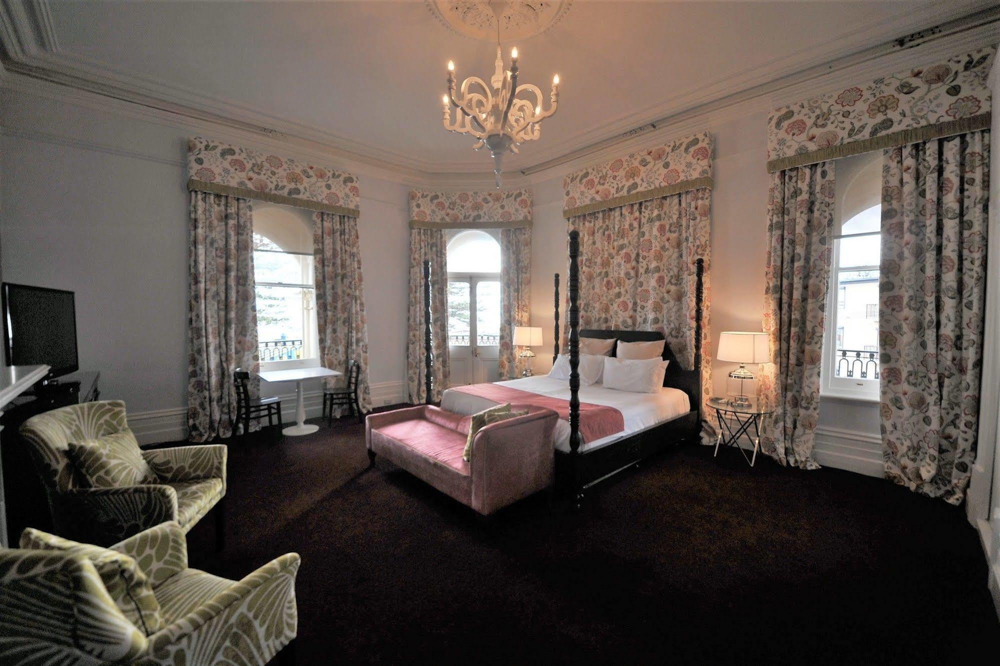 Largs Pier Hotel Аделаида Экстерьер фото