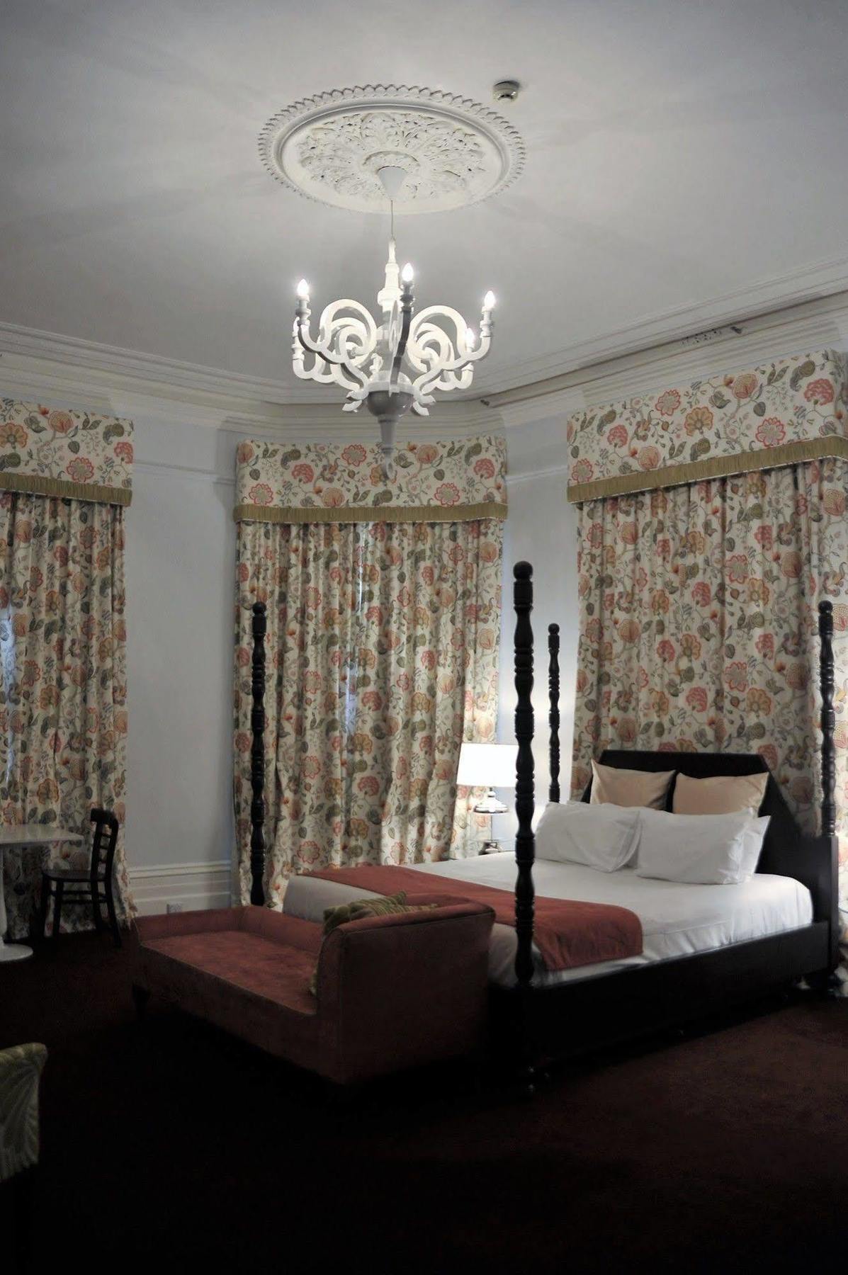 Largs Pier Hotel Аделаида Экстерьер фото