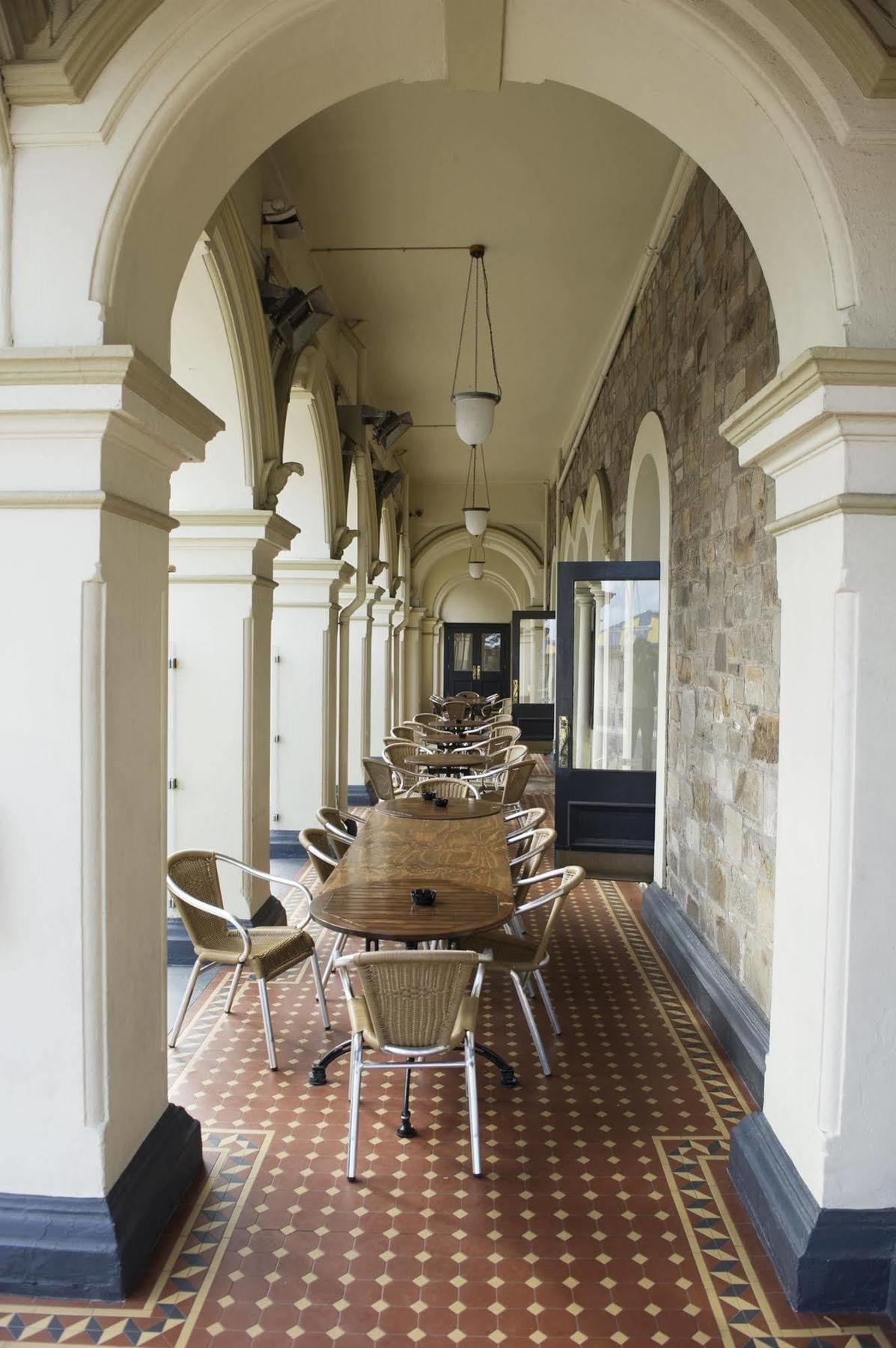 Largs Pier Hotel Аделаида Экстерьер фото